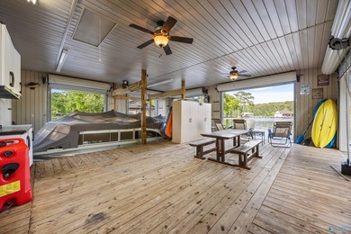 Gorgeous custom built lake house located in a private gated - photo 41