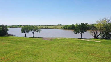 Unlock the potential with this extraordinary property featuring - photo 4