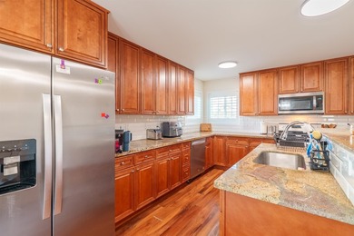 The phrase *turnkey* was invented for immaculately maintained - photo 8