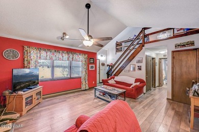 Welcome to this beautiful home in The Hideout, offering - photo 9