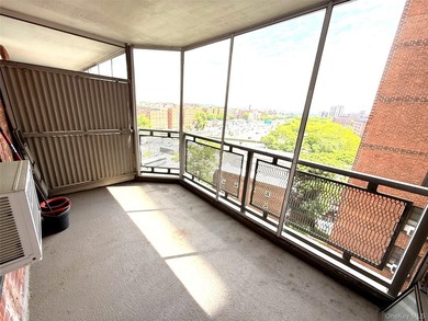 Bright, move-in-ready 1-bedroom in the highly sought-after Park - photo 14