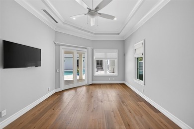 Elegant central beach compound in Vero Beach on a rare half-acre - photo 15