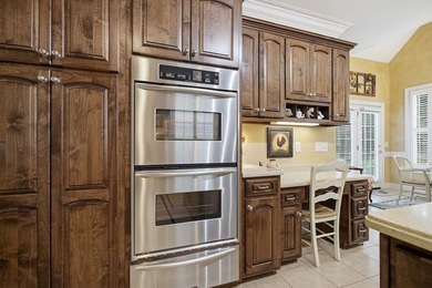 Stunning 4-Bedroom Home in Highland Pointe - Space to Grow, Play - photo 24