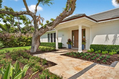 Elegant central beach compound in Vero Beach on a rare half-acre - photo 25
