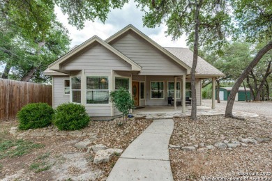 Lake Home For Sale in Canyon Lake, Texas