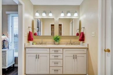 This gorgeous main-level living townhouse in Chestnut Villas is - photo 32
