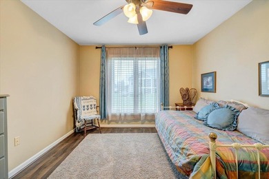 This gorgeous main-level living townhouse in Chestnut Villas is - photo 43