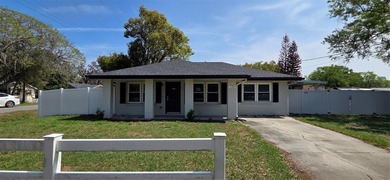 Lake Ariana Home Sale Pending in Auburndale Florida