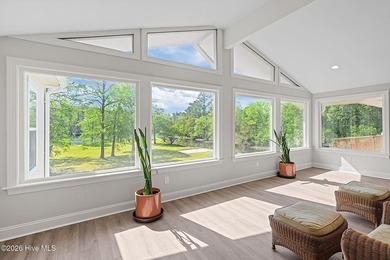 Completely reimagined waterfront residence on the Trent River - photo 5