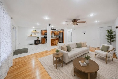 Chalet-style home built in 1986 with approx. 2,396 sq ft of - photo 16