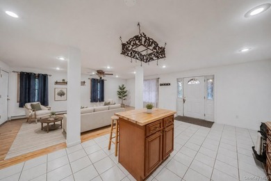 Chalet-style home built in 1986 with approx. 2,396 sq ft of - photo 19
