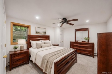 Chalet-style home built in 1986 with approx. 2,396 sq ft of - photo 20