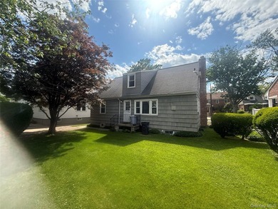 FIRST TIME EVER OFFERED! Nestled on a beautiful residential - photo 28
