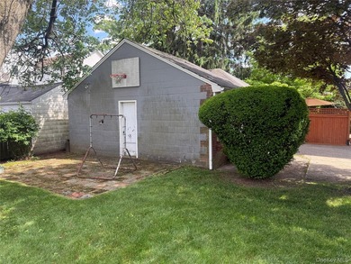 FIRST TIME EVER OFFERED! Nestled on a beautiful residential - photo 31