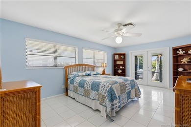Rare waterfront opportunity in Seagate Harbor! Lovingly - photo 12