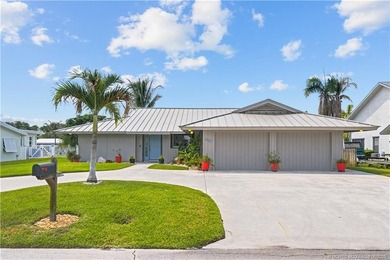 Rare waterfront opportunity in Seagate Harbor! Lovingly - photo 35