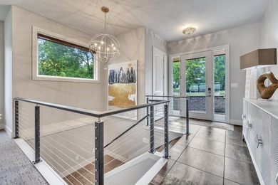 Stunning 5-bedroom, 3.5-bathroom home on prestigious Echo Bay - photo 5