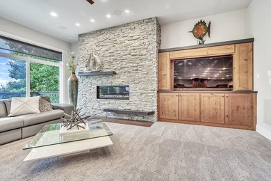 Stunning 5-bedroom, 3.5-bathroom home on prestigious Echo Bay - photo 8