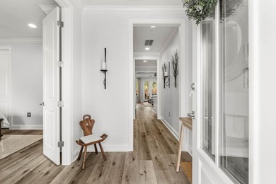 Designed for both comfort and sophistication, this exceptional - photo 11