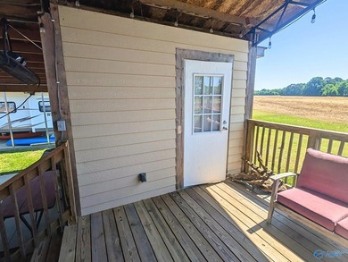 Welcome to Three Mile Resort, where relaxation and recreation - photo 11
