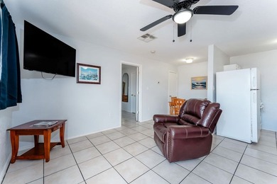Income-producing multi-use asset featuring 24 hotel rooms, 13 - photo 44
