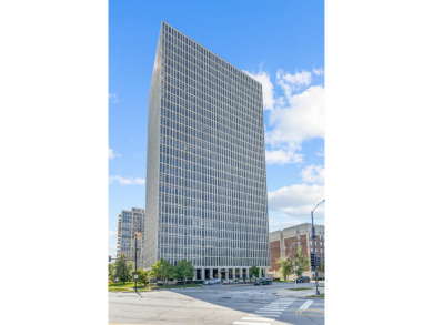 Lake Home For Sale in Chicago, Illinois