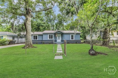 Welcome home to this stunning, fully renovated 2-bedroom, and - photo 3