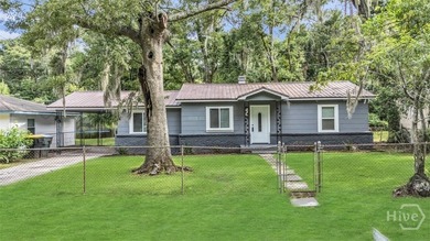 Welcome home to this stunning, fully renovated 2-bedroom, and - photo 4