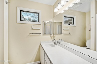 Desirable one-level condo on Lady's Island offering captivating - photo 26