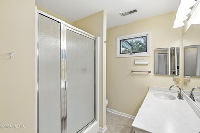 Desirable one-level condo on Lady's Island offering captivating - photo 27