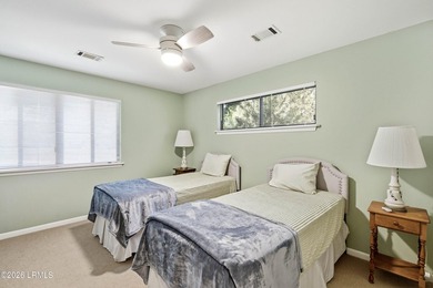 Desirable one-level condo on Lady's Island offering captivating - photo 34