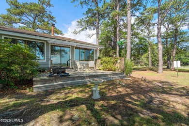 Desirable one-level condo on Lady's Island offering captivating - photo 40