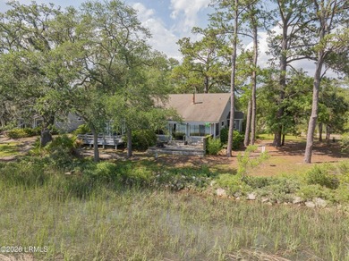 Desirable one-level condo on Lady's Island offering captivating - photo 41