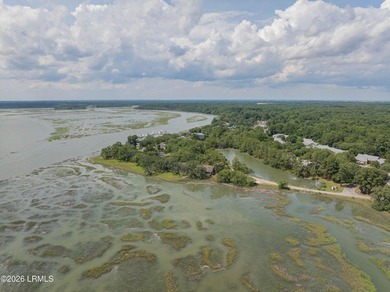Desirable one-level condo on Lady's Island offering captivating - photo 45