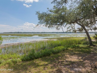 Desirable one-level condo on Lady's Island offering captivating - photo 46