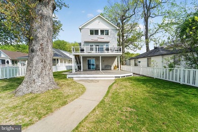 (private lake, pond, coastal) Home For Sale in Baltimore Maryland
