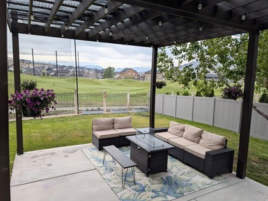 Welcome home to this beautifully maintained Eagle Mountain gem - photo 6