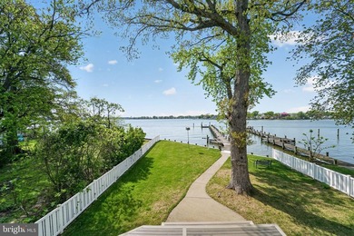 Welcome to 1400 Burke Rd, with over 3000 sq ft of house - photo 8