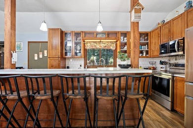 Discover your own private paradise with this expansive 6.00-acre - photo 6