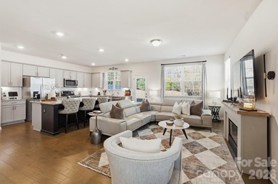 Welcome to this beautifully maintained two-story end-unit - photo 10