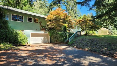Private Hiouchi home near the Smith River and Redwoods. Escape - photo 1