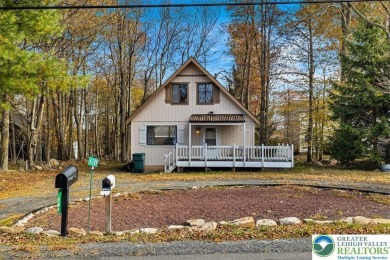 Lake Home For Sale in Coolbaugh Twp, Pennsylvania