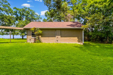 Waterfront home on Lake Livingston - photo 5