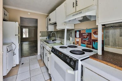 Opportunity awaits at 611 DeKalb Street in Georgetown! This - photo 11