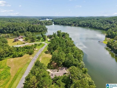 Welcome to 290 Paint Creek Overlook in the gated Waterford at - photo 9