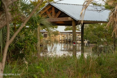 Come see one of the last available vacant waterfront lots in the - photo 4