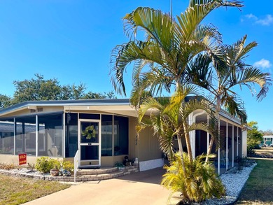 Discover easy Florida living in this updated 2BD/2BA home - photo 1