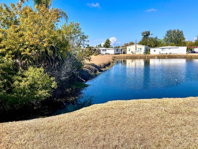 Discover easy Florida living in this updated 2BD/2BA home - photo 9