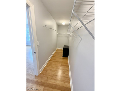 Rare opportunity to own a recently updated 3-bed, 3.5-bath - photo 12