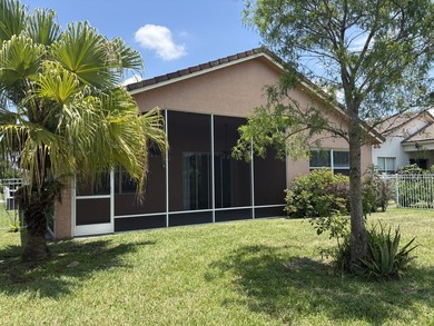 1868 sq.ft CBS Lake Front Home with great Water Views. 3-beds - photo 17